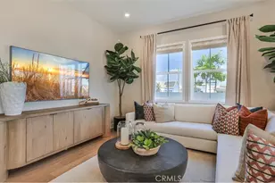 27330 Black Walnut Pl, Valencia, CA 91381 - Photo 6