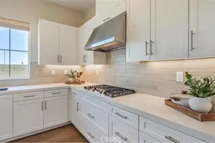 27330 Black Walnut Pl, Valencia, CA 91381 - Photo 4