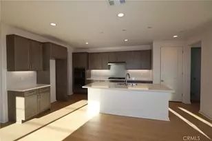 28908 Vertex Way, Canyon Country, CA 91350 - Photo 4