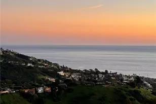 2155 Temple Hills, Laguna Beach, CA 92651 - Photo 18