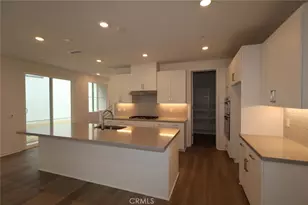 27322 Bear Paw Ln, Valencia, CA 91381 - Photo 4