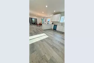 228 W Willow Street, San Diego, CA 95203 - Photo 6