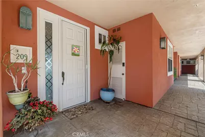 5142 Warner Ave #209, Huntington Beach, CA 92649 - Photo 32