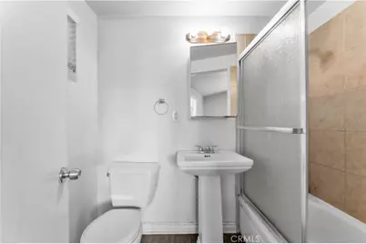 20020 Alburtis Avenue, Lakewood, CA 90715 - Photo 14