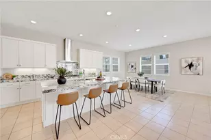 104 Sculpture, Irvine, CA 92618 - Photo 2