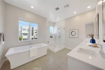 104 Sculpture, Irvine, CA 92618 - Photo 14