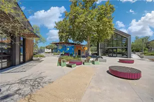 104 Sculpture, Irvine, CA 92618 - Photo 28