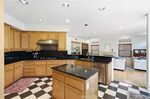 26942 Willow Tree Ln, Laguna Hills, CA 92653 - Photo 20