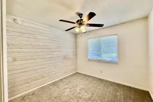 7552 Dr Rhine Dr, Huntington Beach, CA 92647 - Photo 10