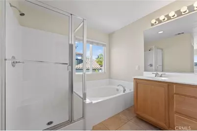 28234 Picadilly Place, Castaic, CA 91384 - Photo 34