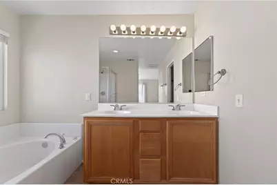 28234 Picadilly Place, Castaic, CA 91384 - Photo 28