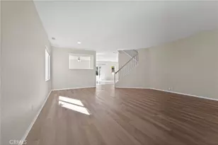 28234 Picadilly Pl, Castaic, CA 91384 - Photo 10