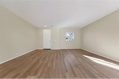 28234 Picadilly Place, Castaic, CA 91384 - Photo 12