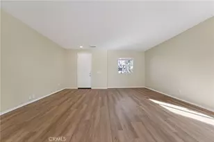 28234 Picadilly Pl, Castaic, CA 91384 - Photo 12