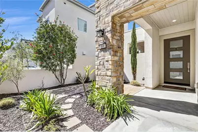 109 Pitch, Irvine, CA 92618 - Photo 2