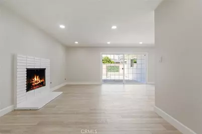 915 Coastline, Seal Beach, CA 90740 - Photo 10