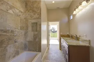 6692 Gate Hill Cir, Huntington Beach, CA 92648 - Photo 20