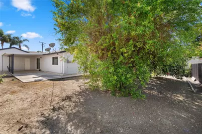 13651 Olympic, Costa Mesa, CA 92626 - Photo 32