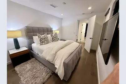 116 W Channel Islands Boulevard, Oxnard, CA 93035 - Photo 36