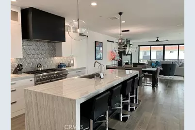 116 W Channel Islands Boulevard, Oxnard, CA 93035 - Photo 10