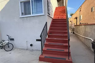 3936 Montclair, Los Angeles, CA 90018 - Photo 6