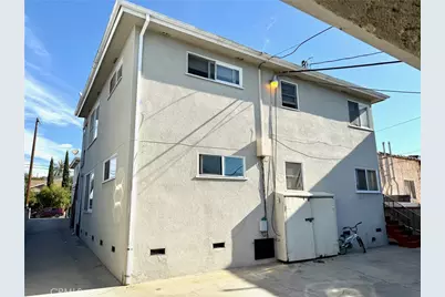 3936 Montclair, Los Angeles, CA 90018 - Photo 4