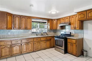 519 English, Santa Ana, CA 92703 - Photo 14