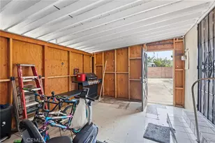 519 English, Santa Ana, CA 92703 - Photo 24