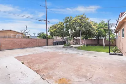519 English, Santa Ana, CA 92703 - Photo 26