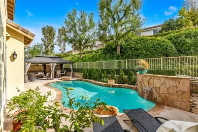 32 Arrivo Drive, Mission Viejo, CA 92692 - Photo 2