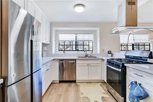 21501 Pioneer, Lakewood, CA 90715 - Photo 10