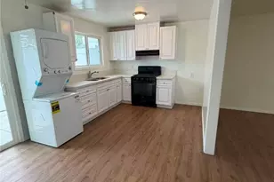 15821 S Myrtle, Tustin, CA 92780 - Photo 8