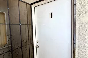 5231 Roseland, Los Angeles, CA 90016 - Photo 8