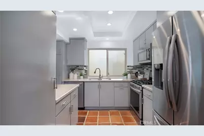 3 Varesa, Irvine, CA 92620 - Photo 16