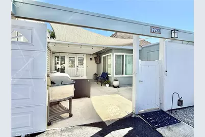 22256 Caminito Danubo, Laguna Hills, CA 92653 - Photo 6