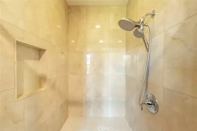 181 Compass, Irvine, CA 92618 - Photo 28