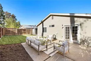 27105 Ayamonte, Mission Viejo, CA 92692 - Photo 32