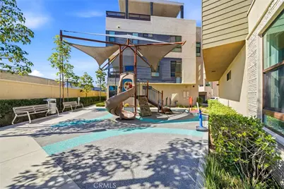 627 Cardiff Reef, Costa Mesa, CA 92627 - Photo 42