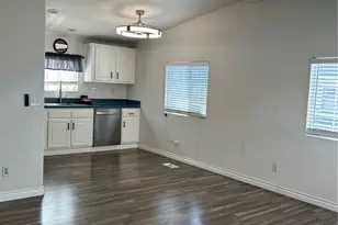 327 W Wilson, Costa Mesa, CA 92627 - Photo 4