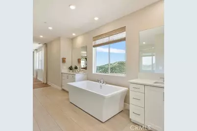 24408 Camino Oceano, Valencia, CA 91354 - Photo 16