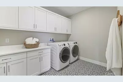 24325 Camino Oceano, Valencia, CA 91354 - Photo 30