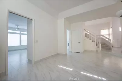 518 S Laureltree, Anaheim, CA 92808 - Photo 14