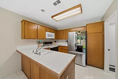717 Balsam Way, Hemet, CA 92545 - Photo 10