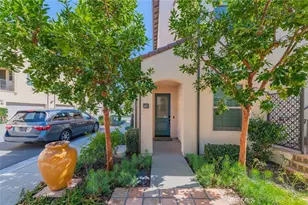 723 Spring Gdn, Irvine, CA 92618 - Photo 2