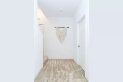 275 Lynx, Irvine, CA 92618 - Photo 2