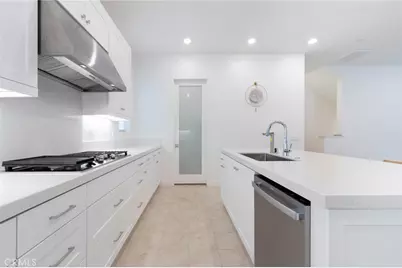 275 Lynx, Irvine, CA 92618 - Photo 14