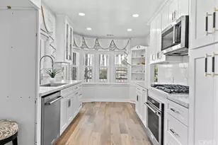 9801 S Hobart Blvd, Los Angeles, CA 90047 - Photo 14