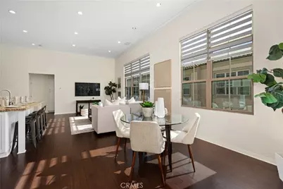 86 Mayfair, Irvine, CA 92620 - Photo 8