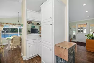 7 Saratoga, Newport Beach, CA 92660 - Photo 28