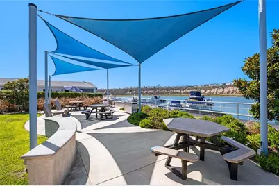 7 Saratoga, Newport Beach, CA 92660 - Photo 46